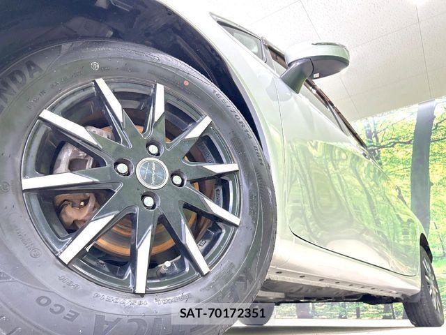 Nissan NOTE 2017-06 7963088-12