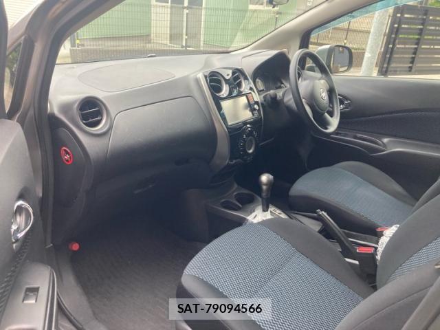 Nissan NOTE 2013-07 7963112-5