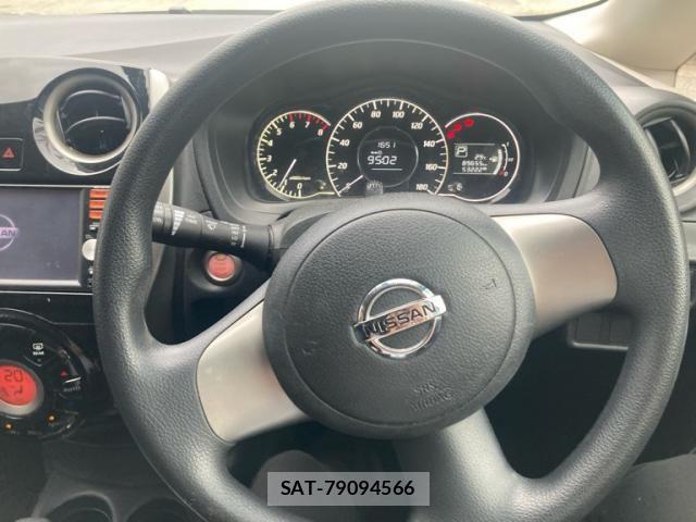 Nissan NOTE 2013-07 7963112-7