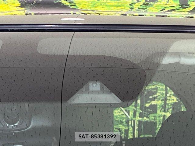 Nissan NOTE 2017-06 7963089-2