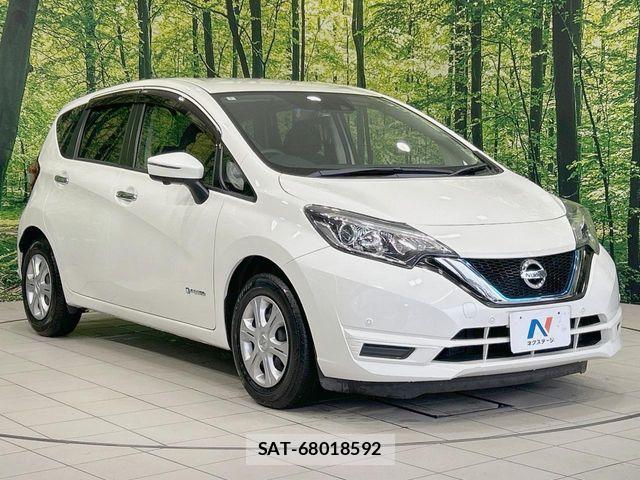 Nissan NOTE 2018-01 7963091-15