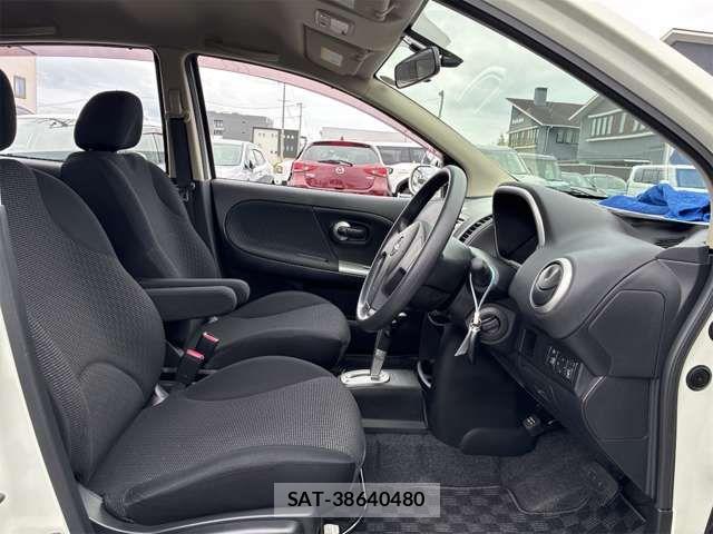Nissan NOTE 2009-11 7963098-11