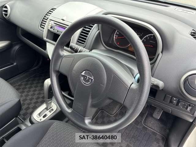 Nissan NOTE 2009-11 7963098-14