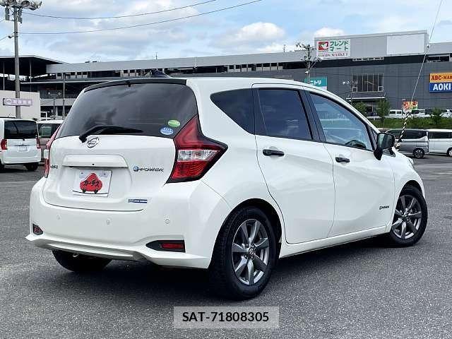 Nissan NOTE 2019-02 7963078-2