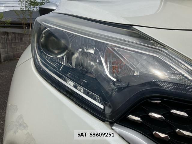 Nissan NOTE 2017-03 7980414-9
