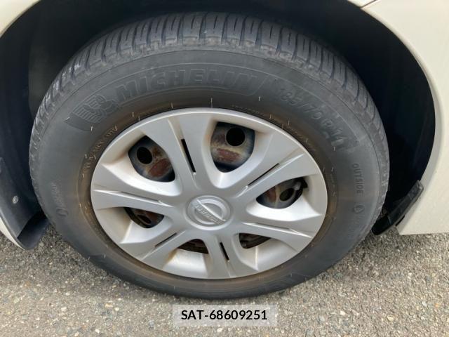 Nissan NOTE 2017-03 7980414-5