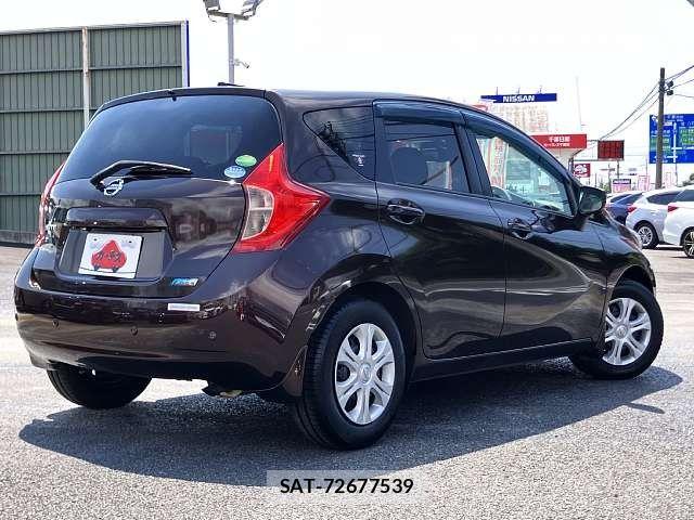 Nissan NOTE 2015-07 7980413-2