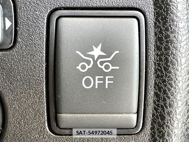 Nissan NOTE 2019-04 7980393-5