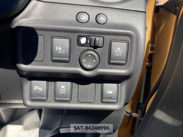 Nissan NOTE 2020-06 7980412-11