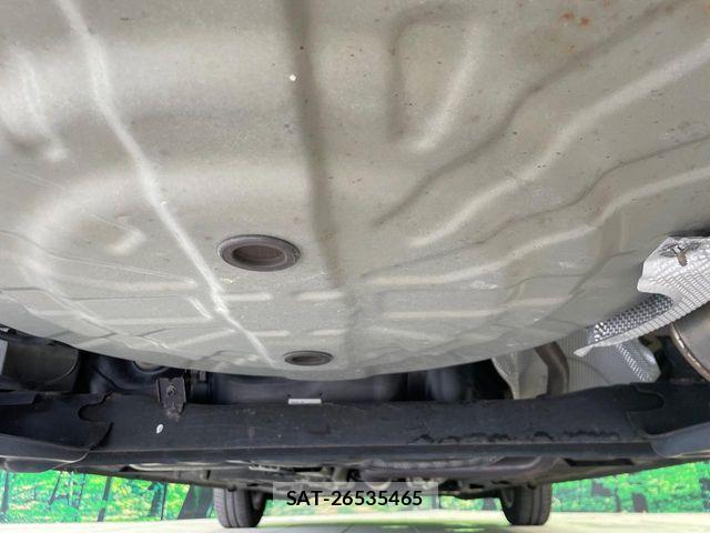 Nissan NOTE 2015-06 7980411-18