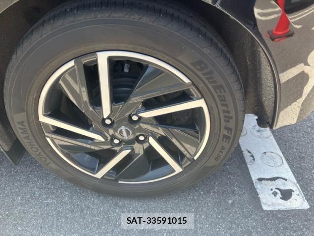 Nissan NOTE 2022-04 7980385-9