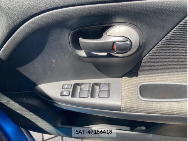 Nissan NOTE 2009-03 7980415-18