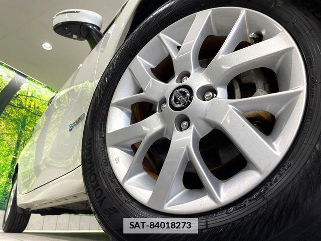 Nissan NOTE 2018-06 7980395-12
