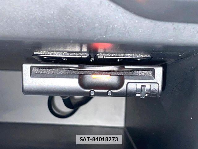 Nissan NOTE 2018-06 7980395-5