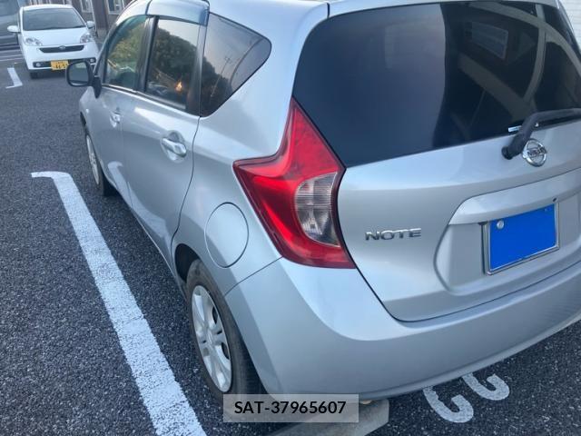 Nissan NOTE 2014-01 7980416-9