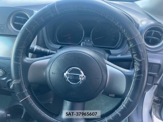 Nissan NOTE 2014-01 7980416-15
