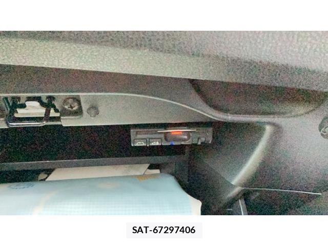 Nissan NOTE 2015-12 7980410-10