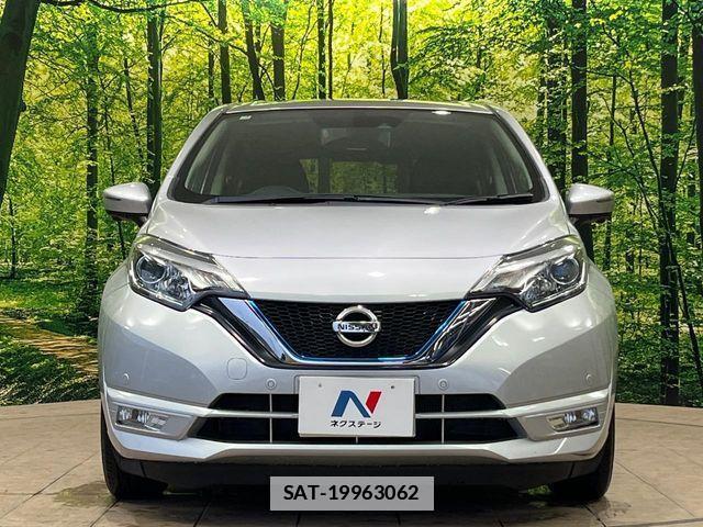 Nissan NOTE 2017-02 7980401-13