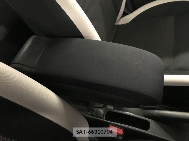 Nissan NOTE 2019-04 7980409-24