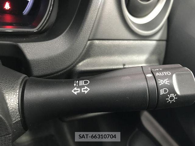 Nissan NOTE 2019-04 7980409-27