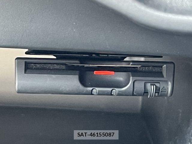 Nissan NOTE 2016-01 7980403-15