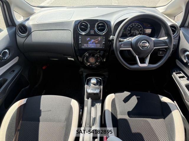 Nissan NOTE 2018-06 7980402-10