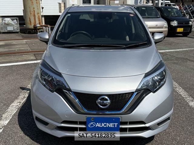 Nissan NOTE 2018-06 7980402-1