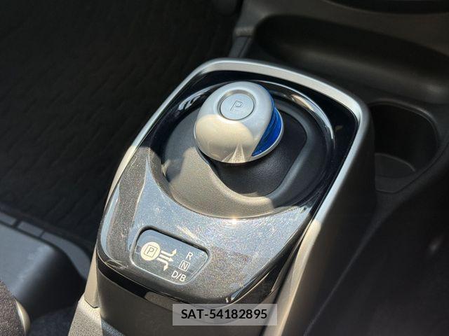 Nissan NOTE 2018-06 7980402-25