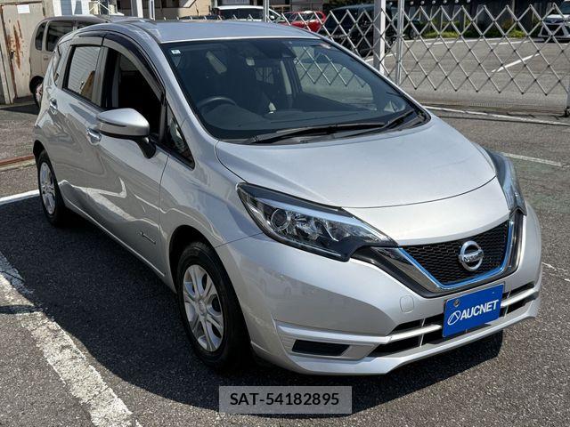 Nissan NOTE 2018-06 7980402-2