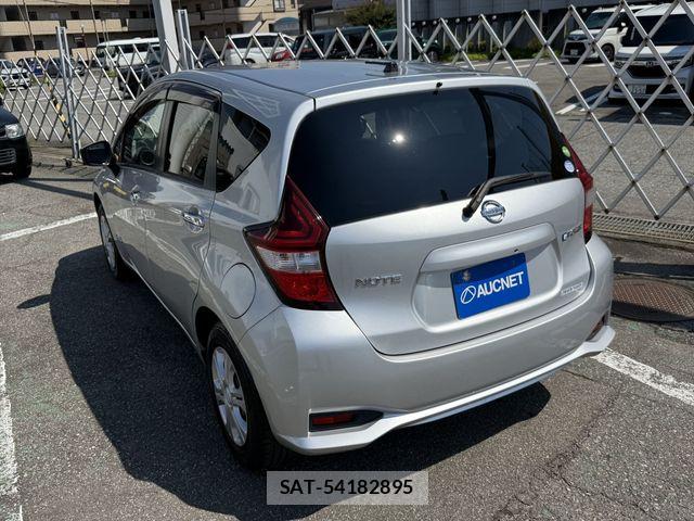 Nissan NOTE 2018-06 7980402-6