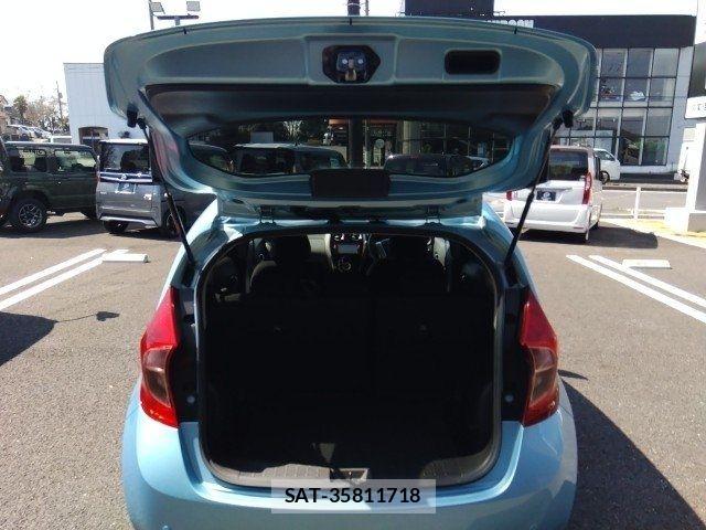 Nissan NOTE 2015-08 7980408-13