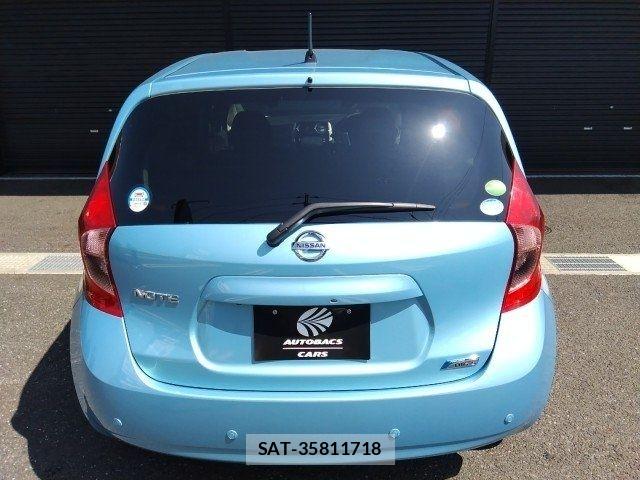 Nissan NOTE 2015-08 7980408-4