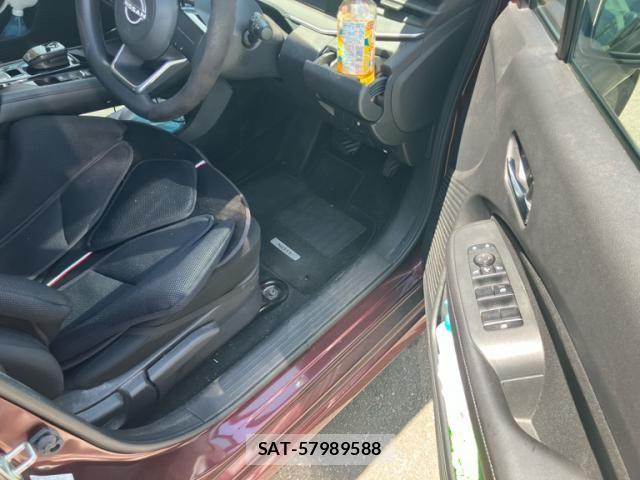 Nissan NOTE 2022-06 8037354-14