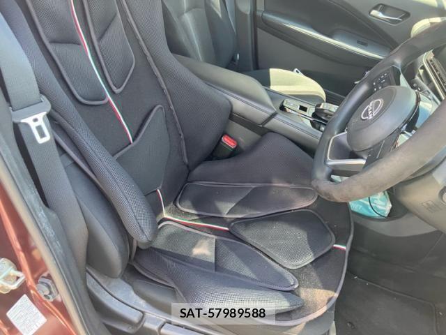 Nissan NOTE 2022-06 8037354-15
