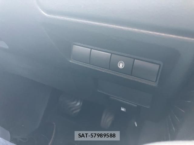 Nissan NOTE 2022-06 8037354-22
