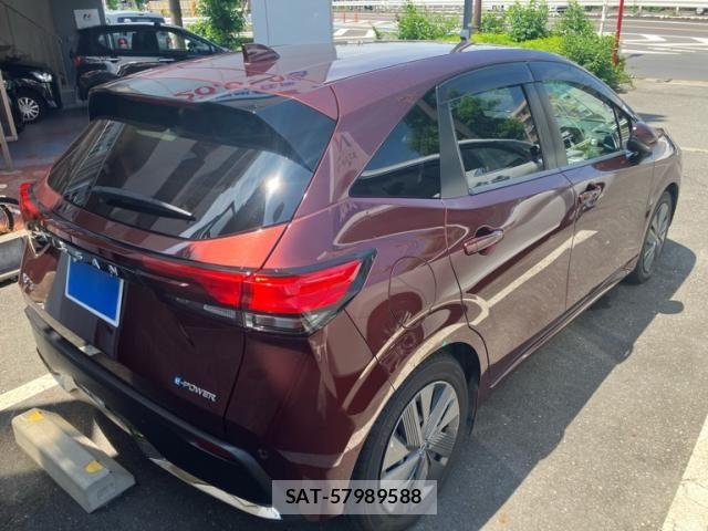 Nissan NOTE 2022-06 8037354-7