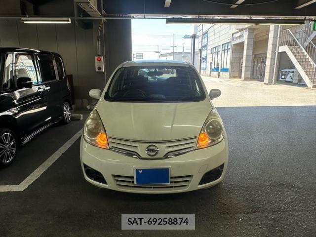 Nissan NOTE 2011-09 8037390-0