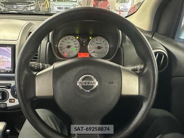 Nissan NOTE 2011-09 8037390-13