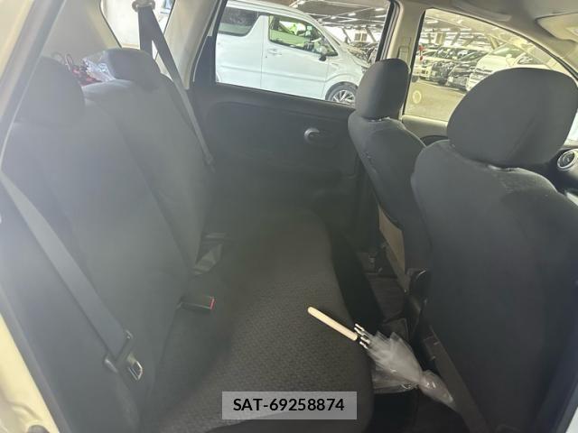 Nissan NOTE 2011-09 8037390-20