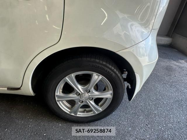 Nissan NOTE 2011-09 8037390-7