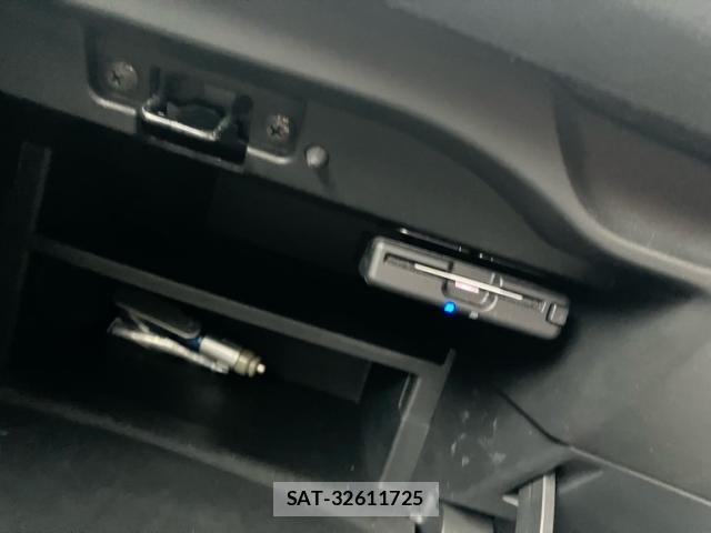 Nissan NOTE 2020-03 8037362-19