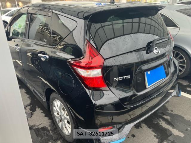 Nissan NOTE 2020-03 8037362-3
