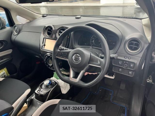 Nissan NOTE 2020-03 8037362-6