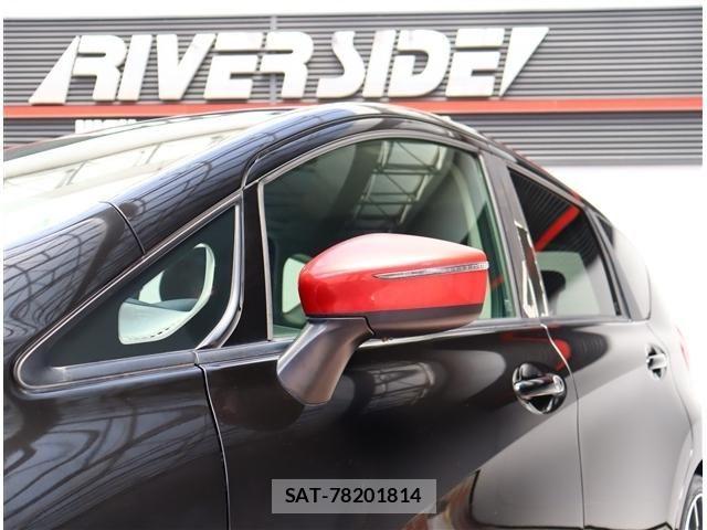 Nissan NOTE 2015-05 8037353-17