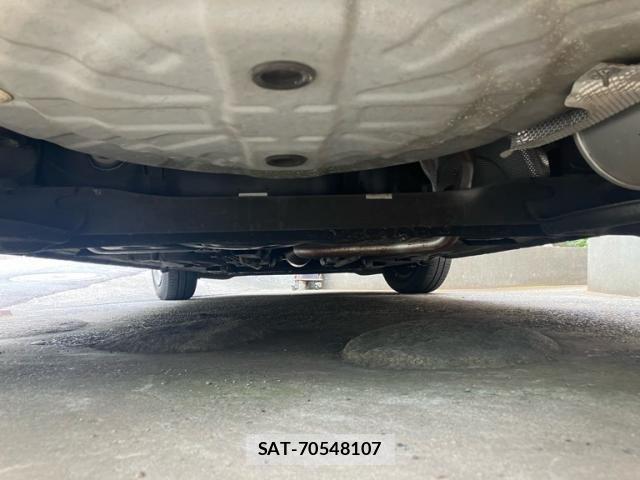 Nissan NOTE 2015-12 8037373-8