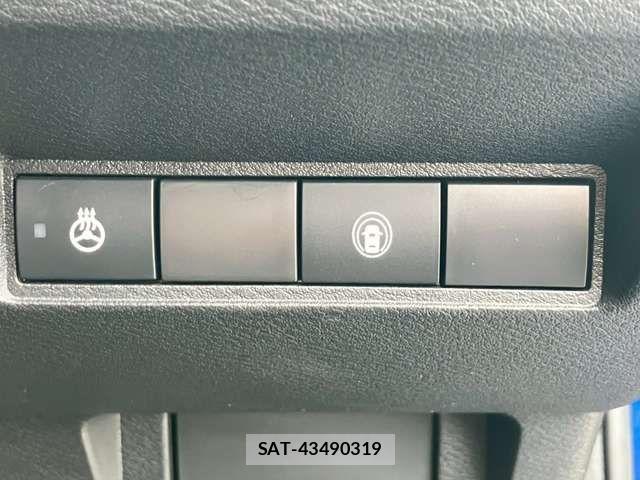 Nissan NOTE 2021-04 8037333-6