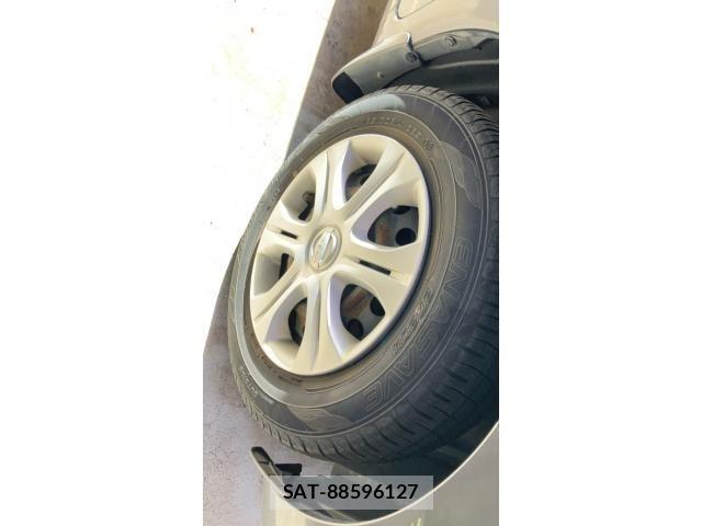 Nissan NOTE 2014-09 8037385-6