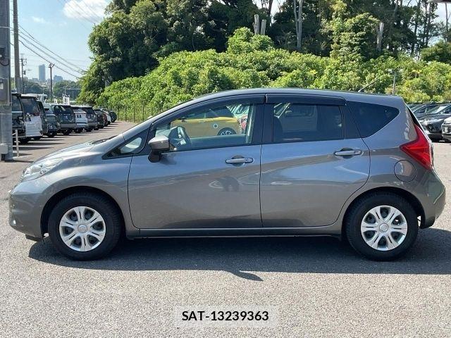 Nissan NOTE 2014-11 8037364-10