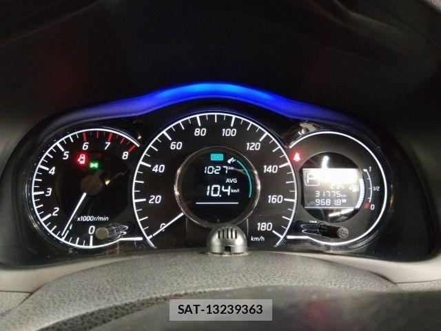 Nissan NOTE 2014-11 8037364-25