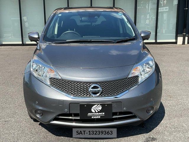 Nissan NOTE 2014-11 8037364-4